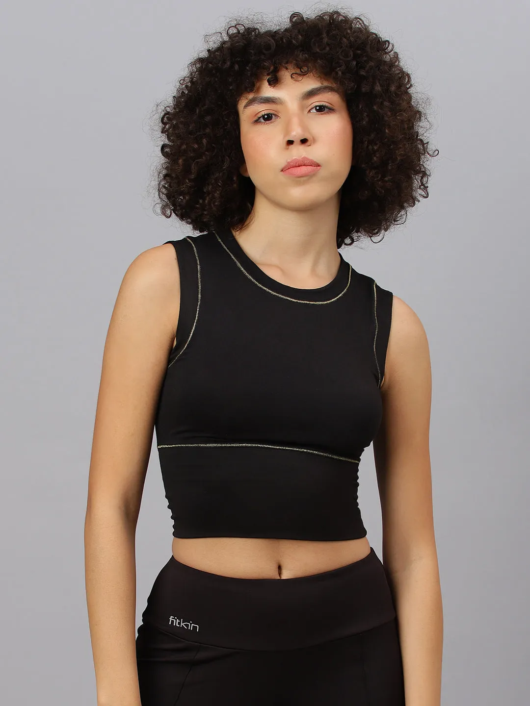 Fitkin women's black round neck crop tank top