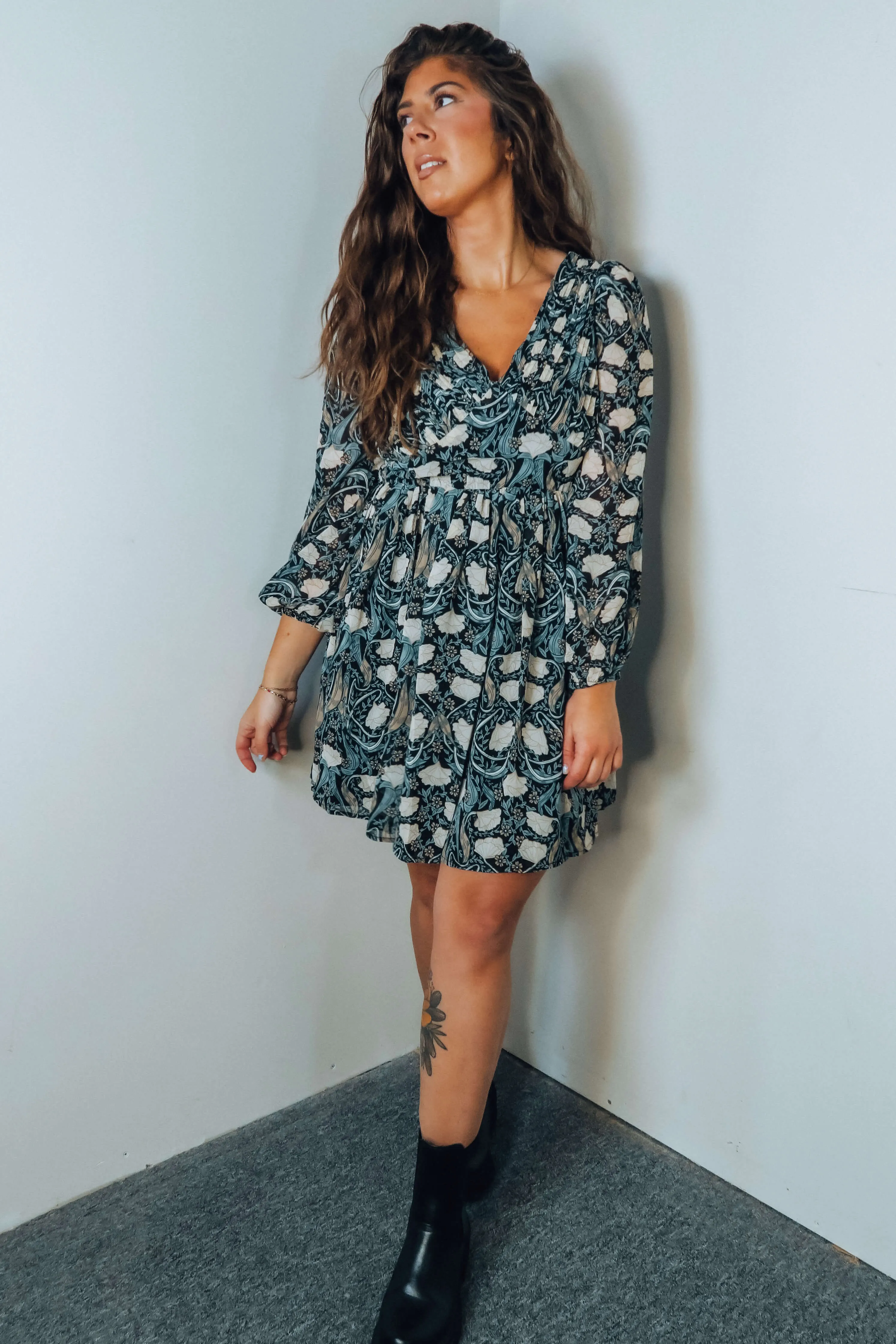 Floral Deep V Neck Bubble Sleeve Mini Dress