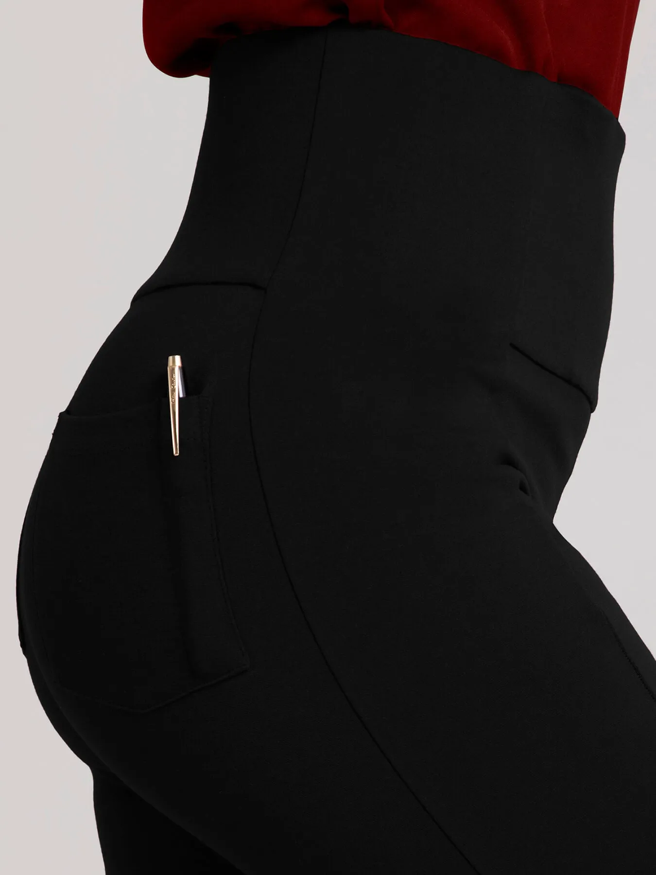 LivIn Tummy Tuck Pants - Black