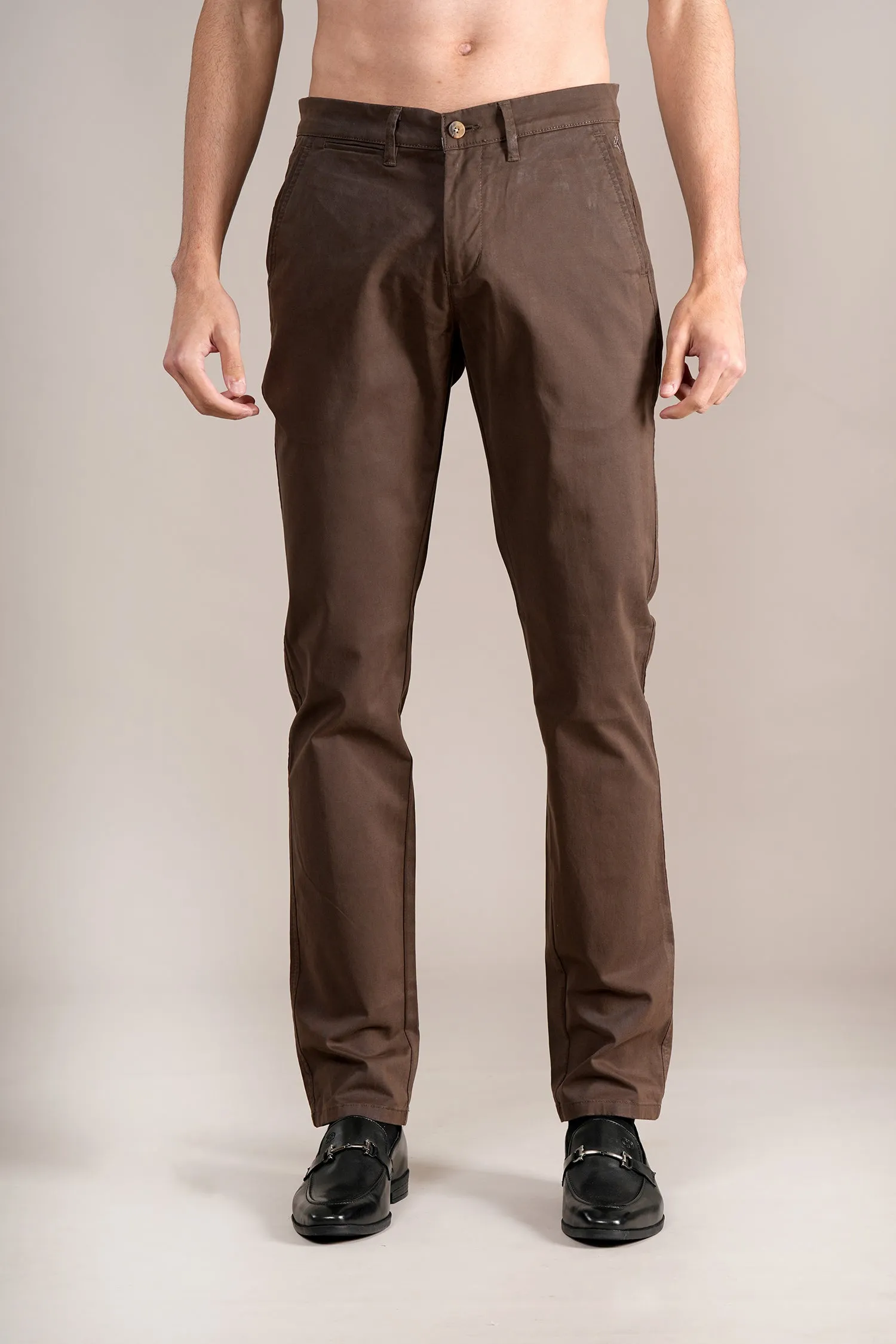 Men's Brown Solid Non-Pleated Casual Trouser