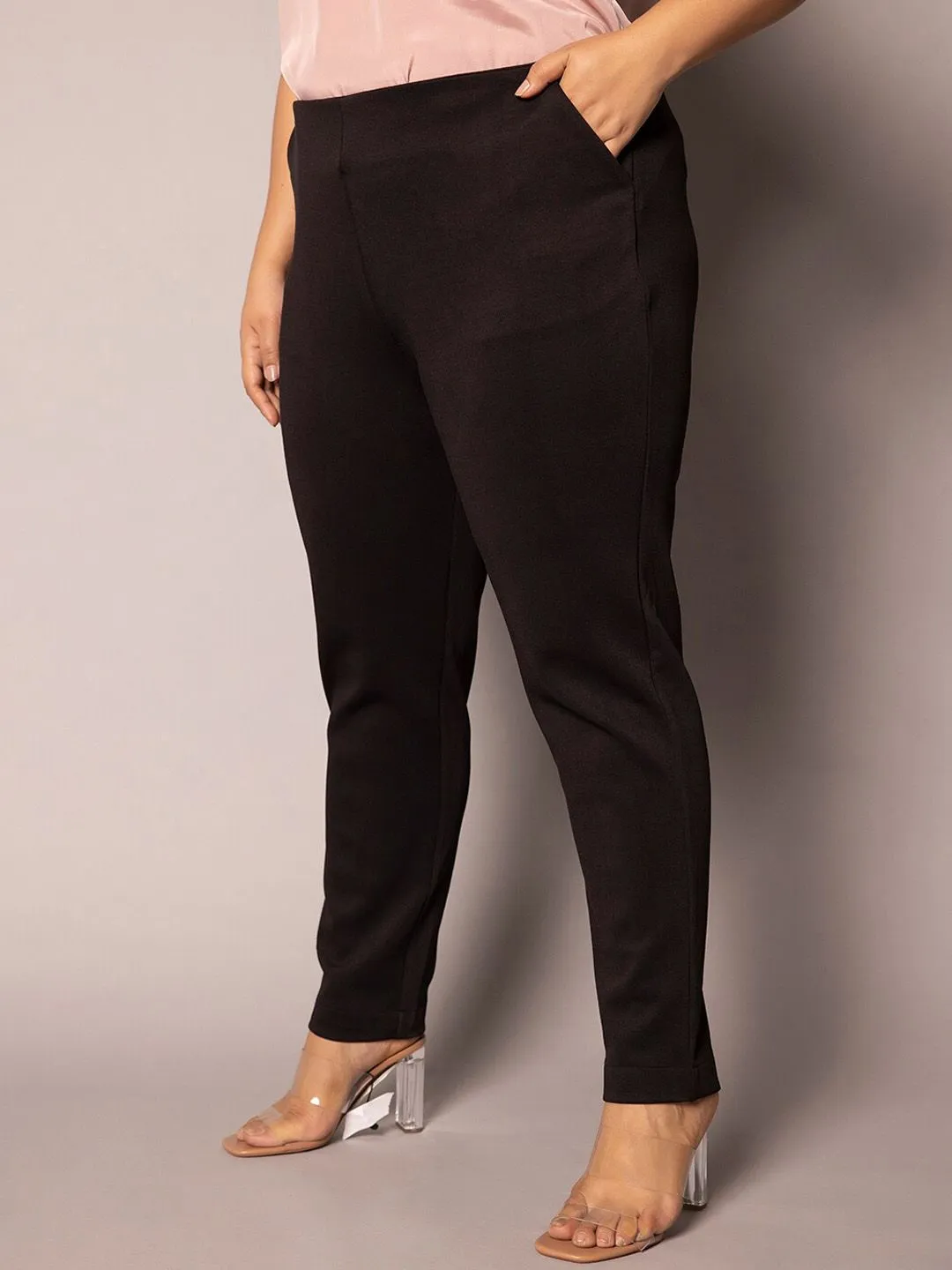 Mid Waist Stretch Slim fit Pants - Black